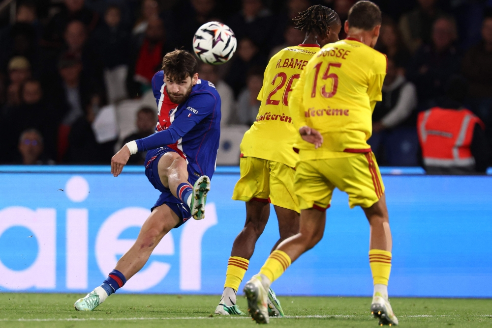 PSG Beat Le Mans 3-1 to Extend Ligue 1 Winning Streak