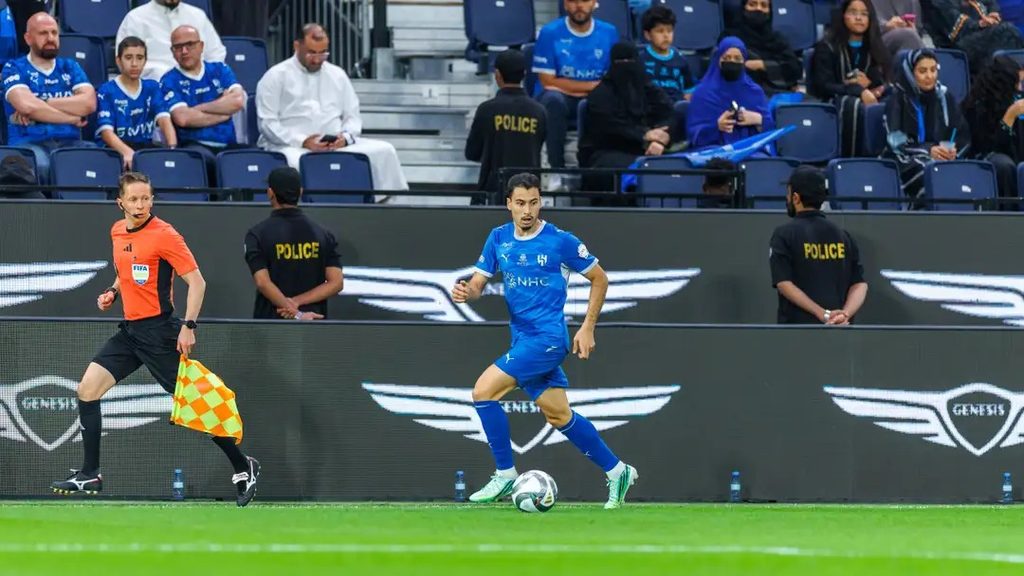 Gabriel Martinelli Akimiliki Mpira Kwenye Mchezo wa Al-Hilal dhidi ya Al-Hazm