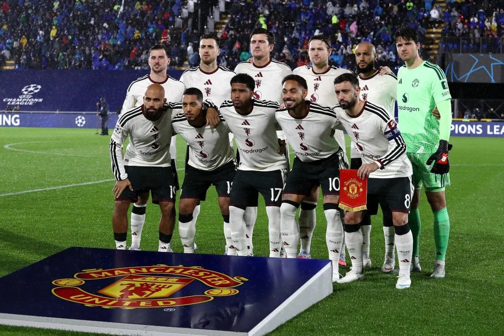 Kikosi cha Kwanza cha Manchester United Kabla ya Mechi Dhidi ya Como