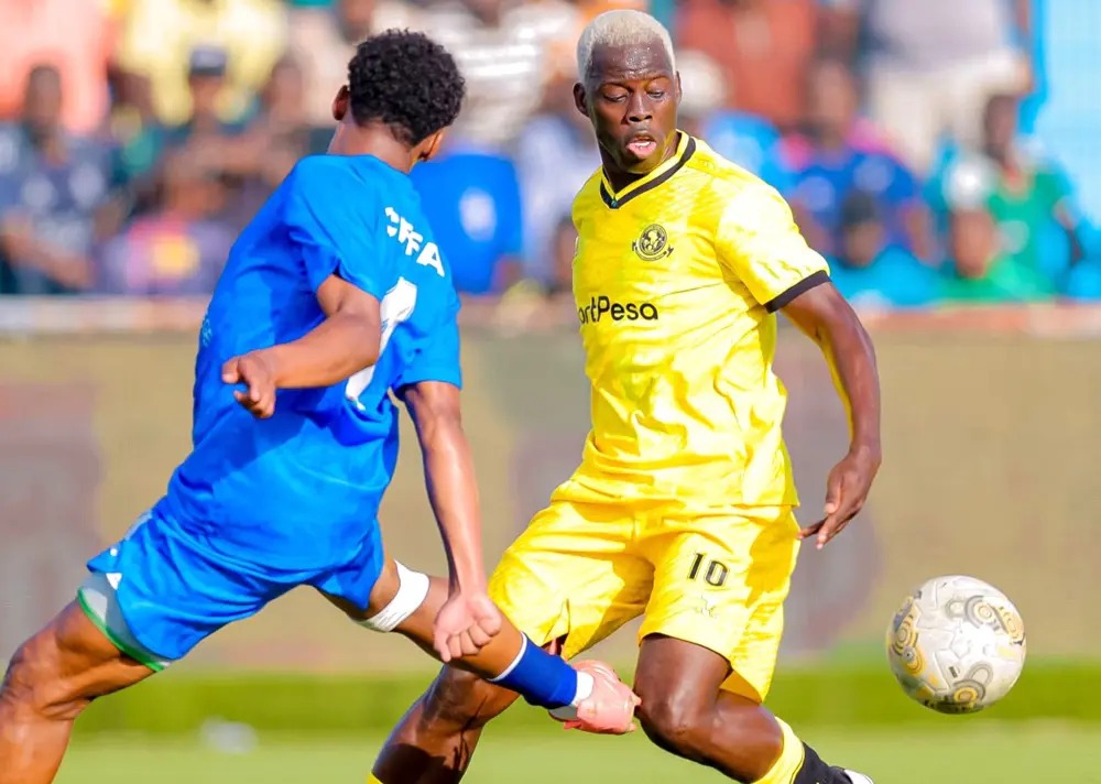 mapambano-ya-mpira-wachezaji-wa-yanga-sc