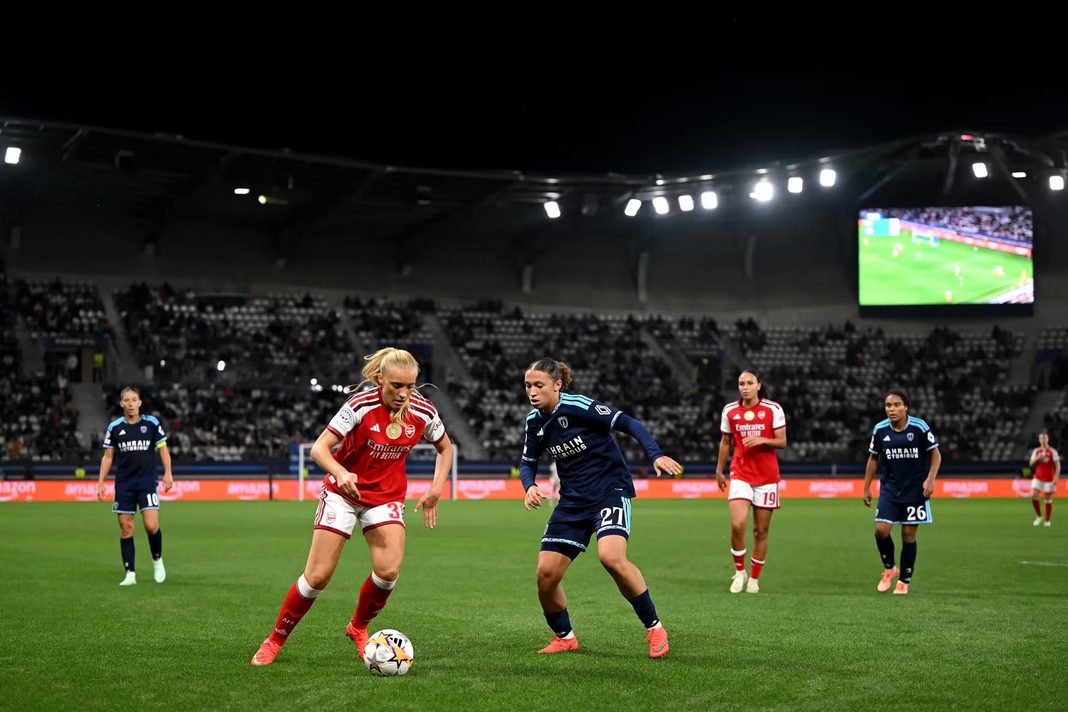Paris FC 2-2 Arsenal: Mkanganyiko wa Rodríguez na Williamson Waigharimu Arsenal Ushindi