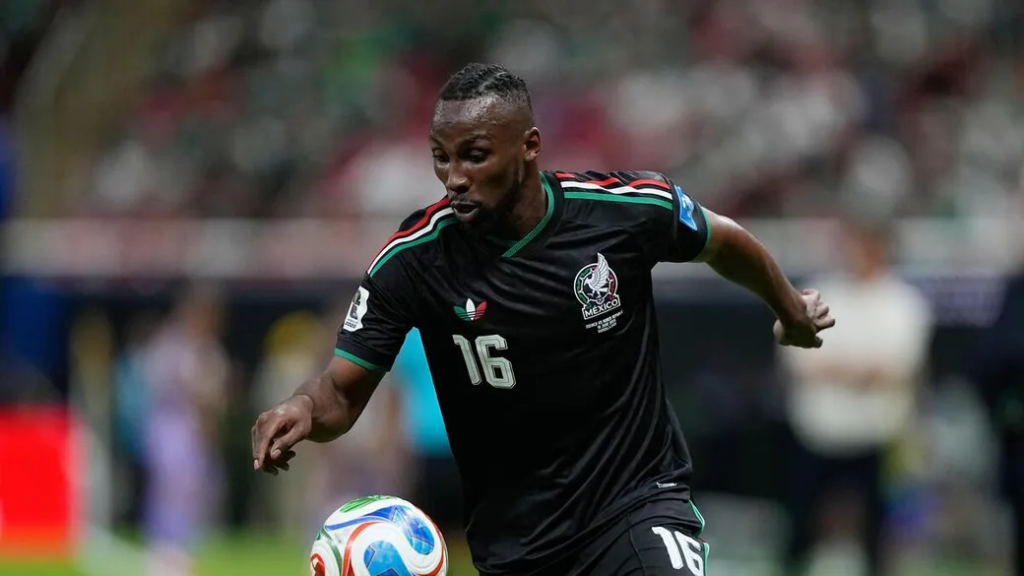 Mexico player in action during match