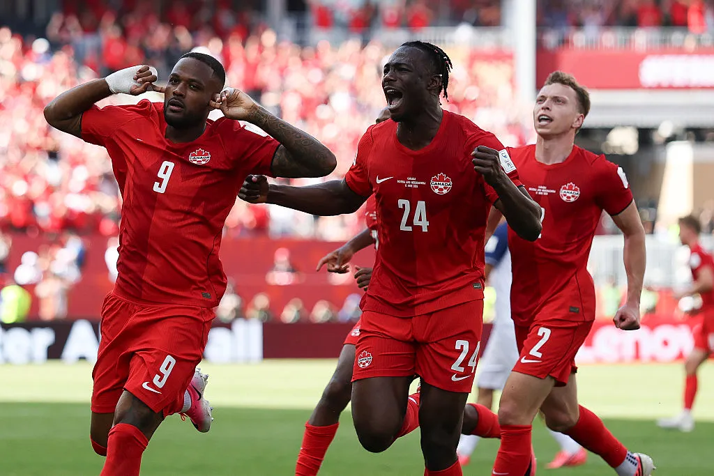 Canada vs Qatar football match players from both teams
