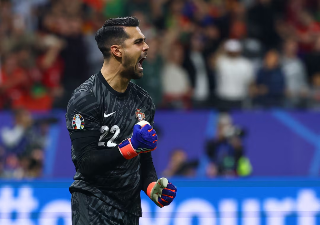 the player who are celebrating