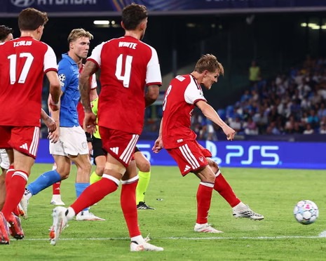 Napoli 0-1 Arsenal: Odegaard Wins Champions League Opener